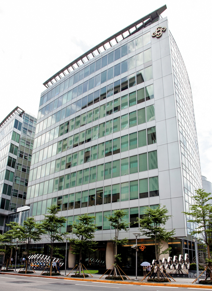 01內(nèi)湖大樓-正面-1.jpg